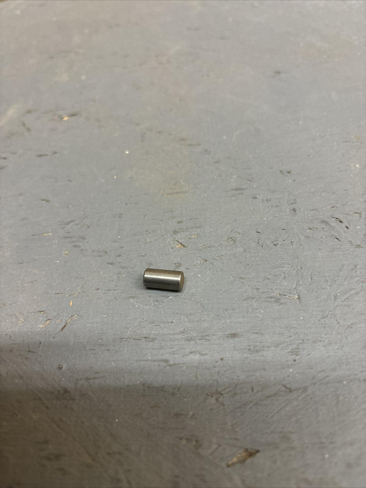 BLADE PIN