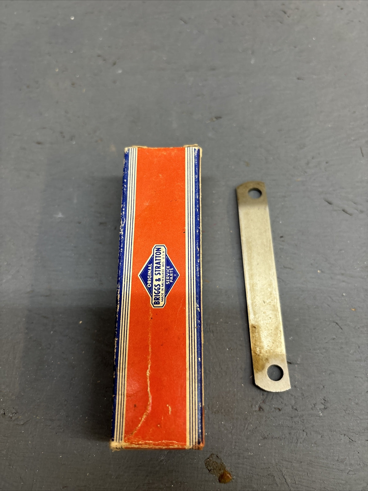 BRACKET, MOUNTING